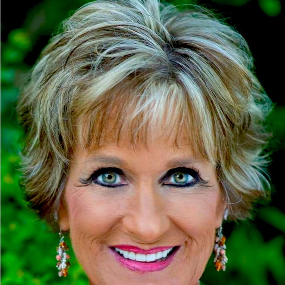 Meet your Posher, Shellie